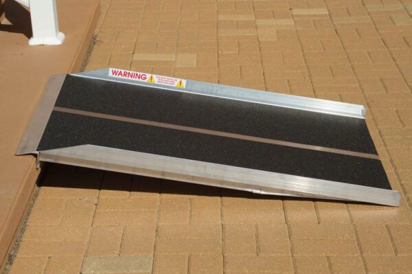 Aluminum Wheelchair Ramp